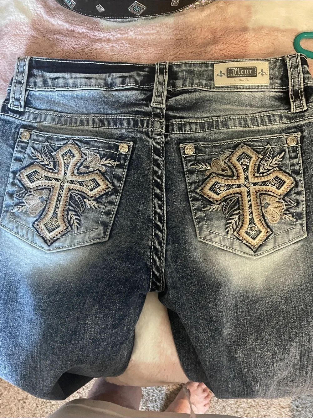 Fleur. Miss Me Embellished Blue Denim Jeans Rhinestone,Sequin Cross Designed Y2K